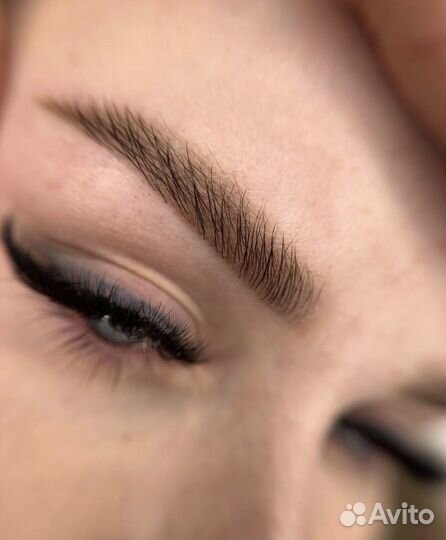 Перманентный макияж бровей губ и век татуаж