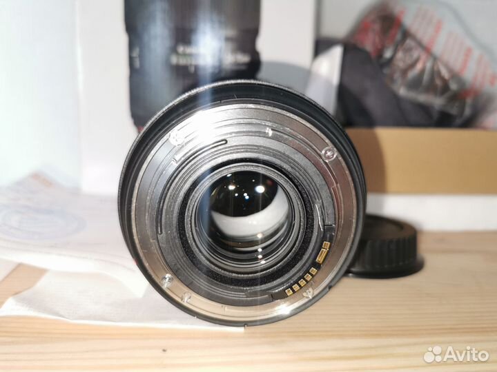 Canon EF 24-70mm f2.8L II USM