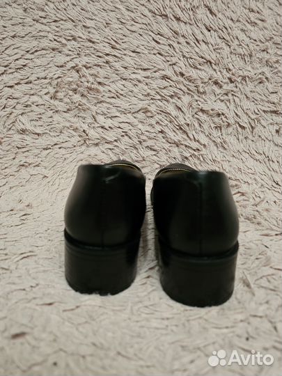 Туфли для девочки р.35