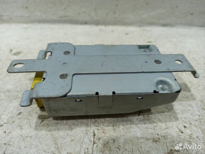 Блок управления Хонда Legend 4