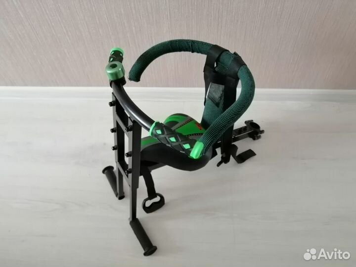 Детское велокресло на раму спереди