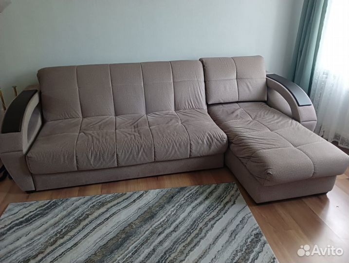 Угловой диван IKEA