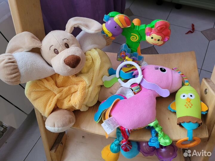 Игрушки для малыша пакетом