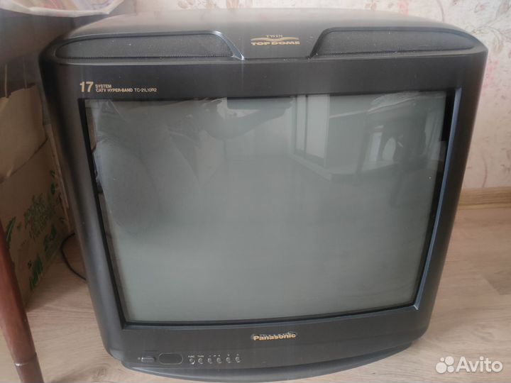 Телевизор Panasonic кинескопный