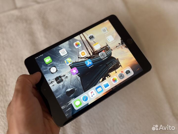 iPad mini с симкой 3 поколения