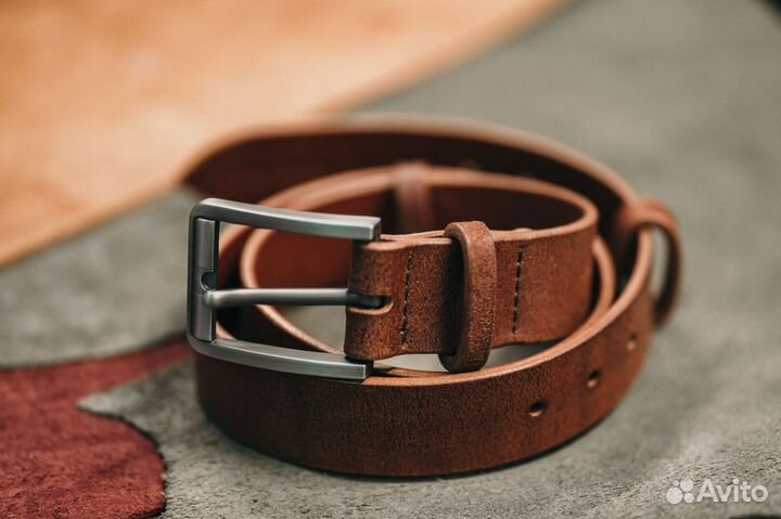 Мужской кожаный ремень