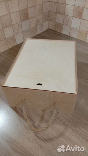 Универсальная коробка под подарок