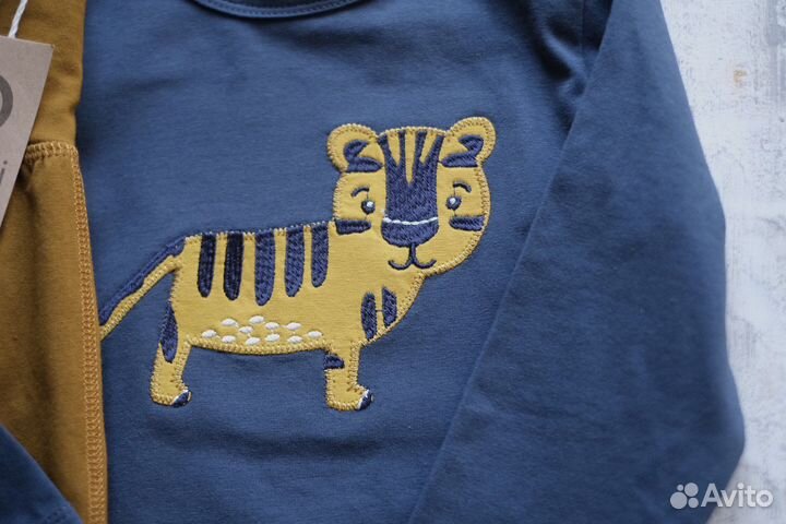 Костюм на 3 года новый Дания