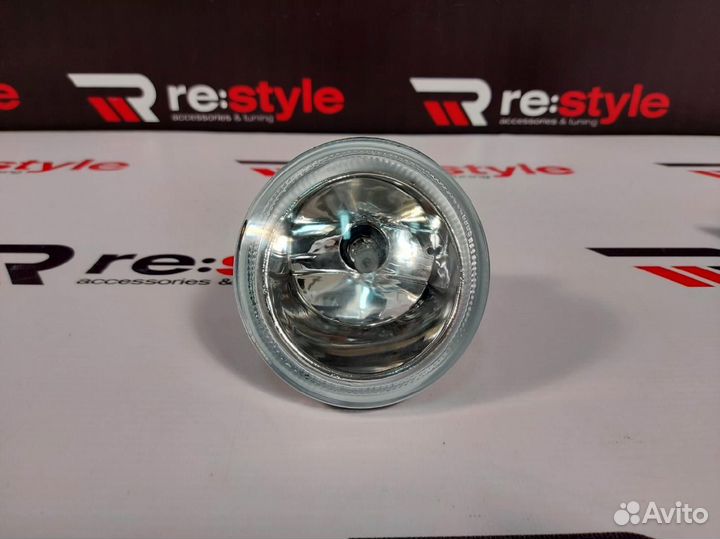 Туманка Toyota Voxy 60 Без ушей Правая U1932