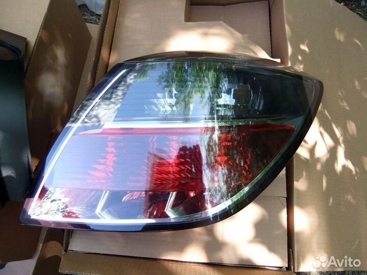 Фонарь задний правый Опель Астра н h Хэтчбек 04-10