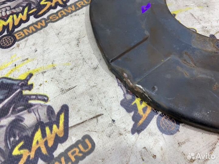 Пыльник тормозного диска задний правый Audi A6 C4