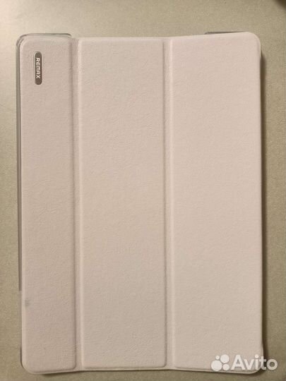 Чехол Remax белый для iPad Air