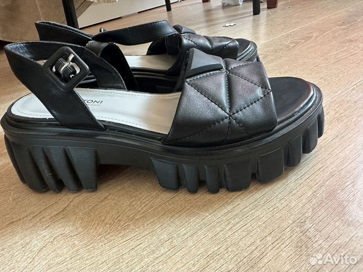 Босоножки женские 38 размер бу Marco Toni