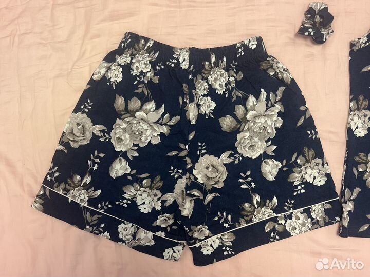 Шорты и майка женские 48 размер