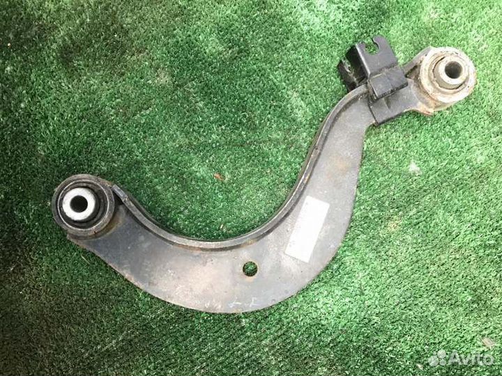 Рычаг подвески задний Volkswagen Passat B6 BWA