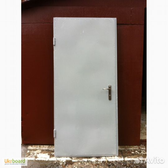 Двери входные железные б/у