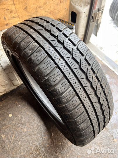 Continental Conti4x4WinterContact 215/60 R17
