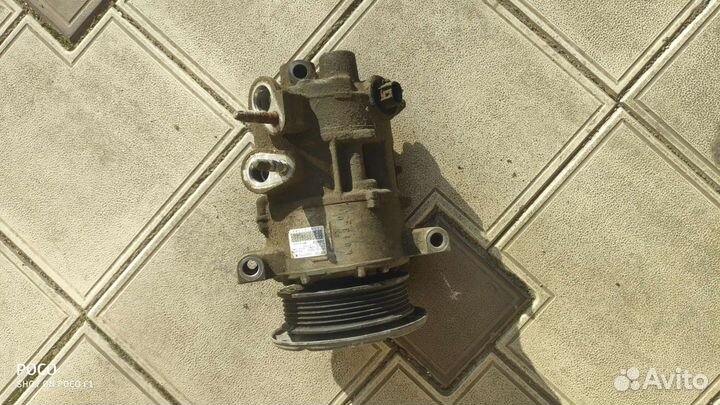 Компрессор кондиционера Е211 (3,2л) 2004г