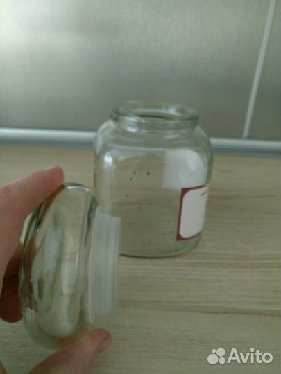 Банки стеклянные 0.7 литра с крышкой