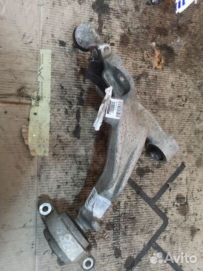 Б/У Б/У Рычаг на Nissan Skyline V36 VQ25HR 4994921
