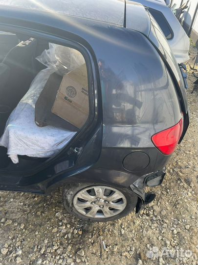 Заднее левое крыло hyundai getz 2009 г