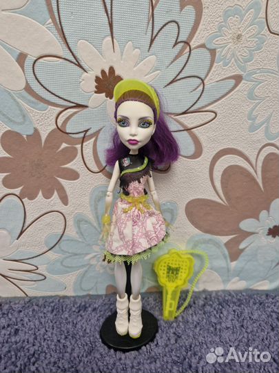 Кукла Монстр хай / Monster High Спектра