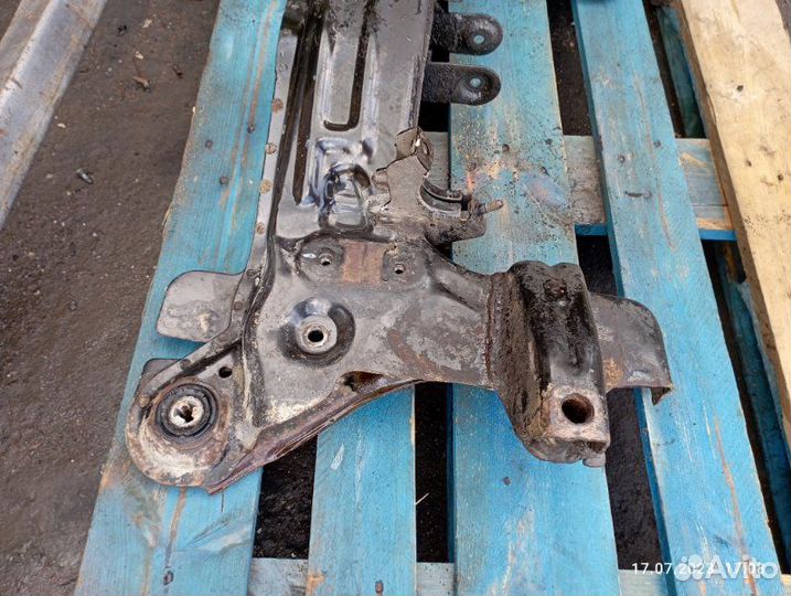 Балка подвески передняя Chevrolet Lacetti F14D3