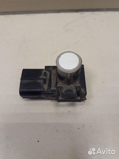 Датчик парковки Toyota Land Cruiser