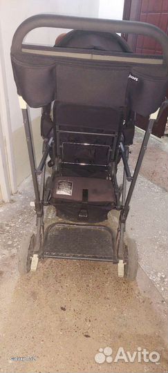 Коляска для двойни joovy