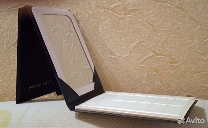 Зеркало бренда Мэри Кей