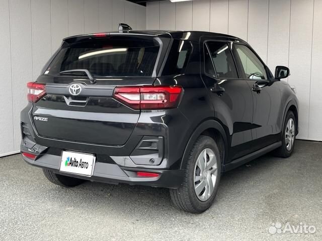 Toyota Raize 1.0 CVT, 2021, 35 000 км