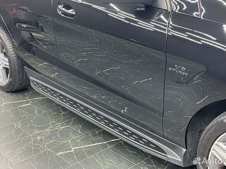 Решетка GT черная + шильдики V8 Мерседес ML W166