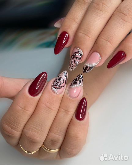 Маникюр/педикюр/наращивание