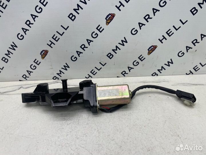 Доводчик багажника Bmw E65 E66