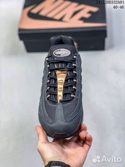 Кроссовки Nike X Syna World