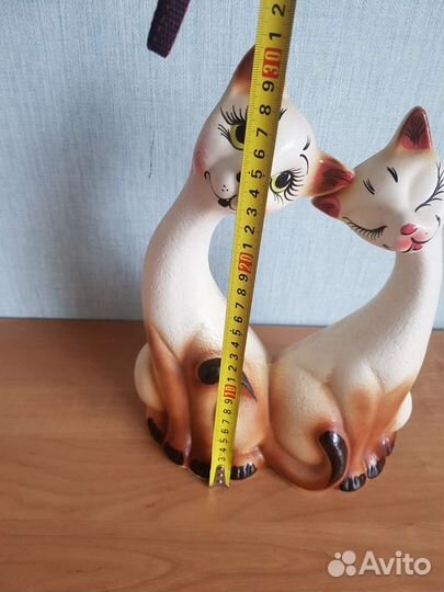 Статуэтка кошки