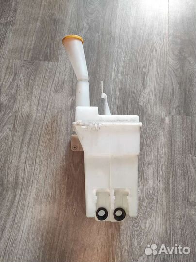 Бачок омывателя Nissan cube, march, micra