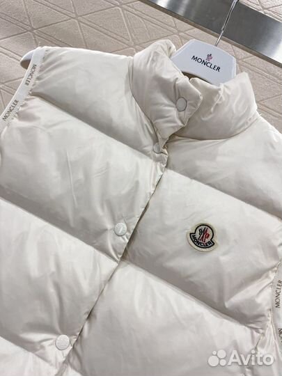 Жилет женская Moncler