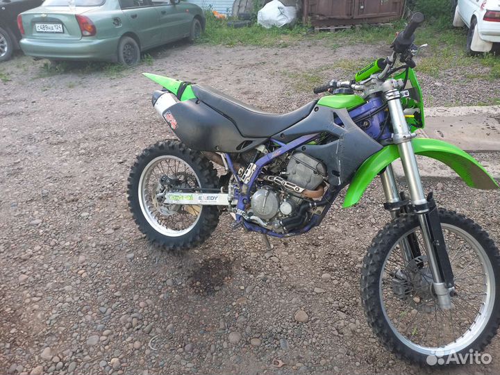 Мотоцикл Kawasaki klx250