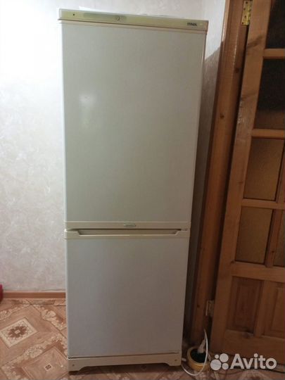 Холодильник бу Стинол