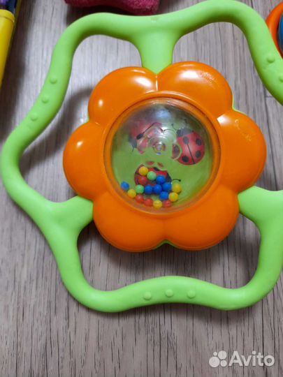 Игрушки-погремушки