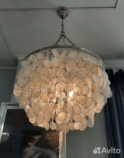 Каскадная люстра металл/перламутр
