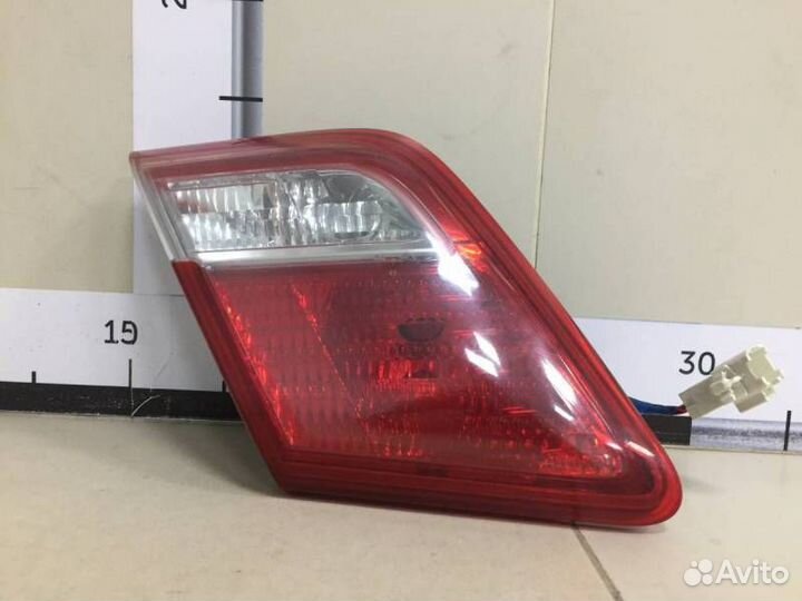 Фонарь задний внутренний левый Toyota Camry V40 20