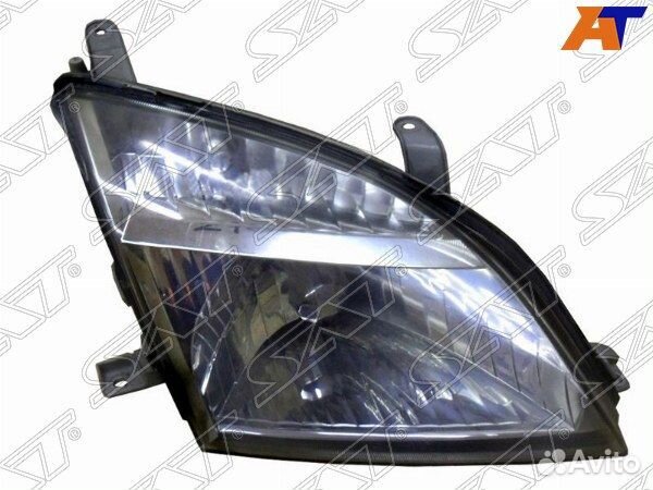 Фара toyota nadia