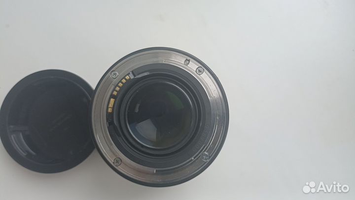 Объектив canon 50mm 1.4