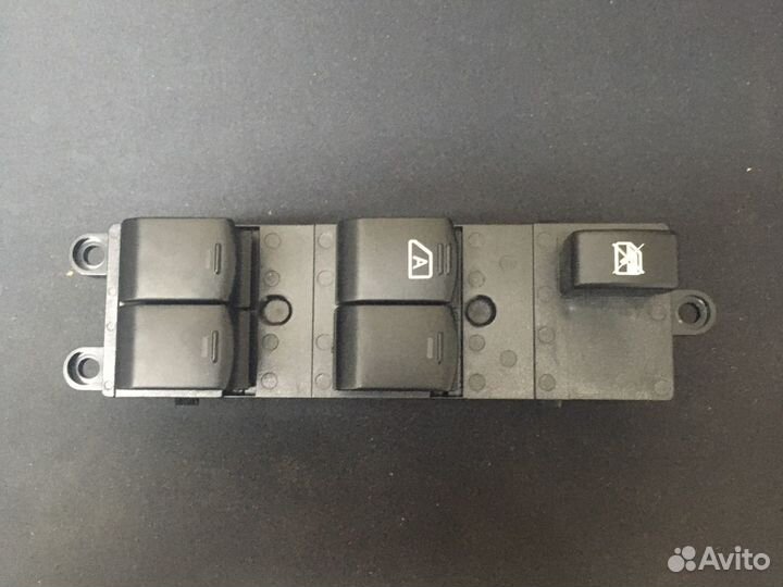 Кнопки стеклоподъёмников ниссан кашкай