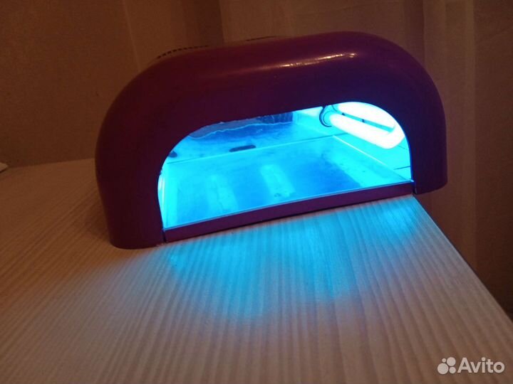 Лампа для маникюра и педикюра