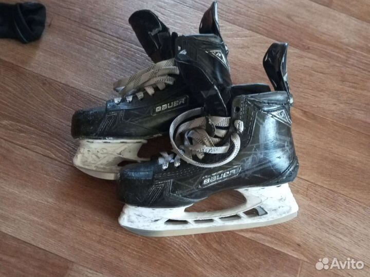 Хоккейные коньки bauer S1 5D