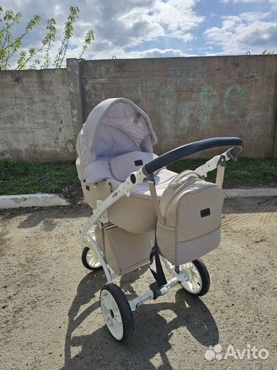 Продам коляску 2 в 1 в отличном состоянии