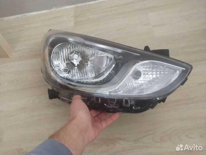 Hyundai solaris фара правая